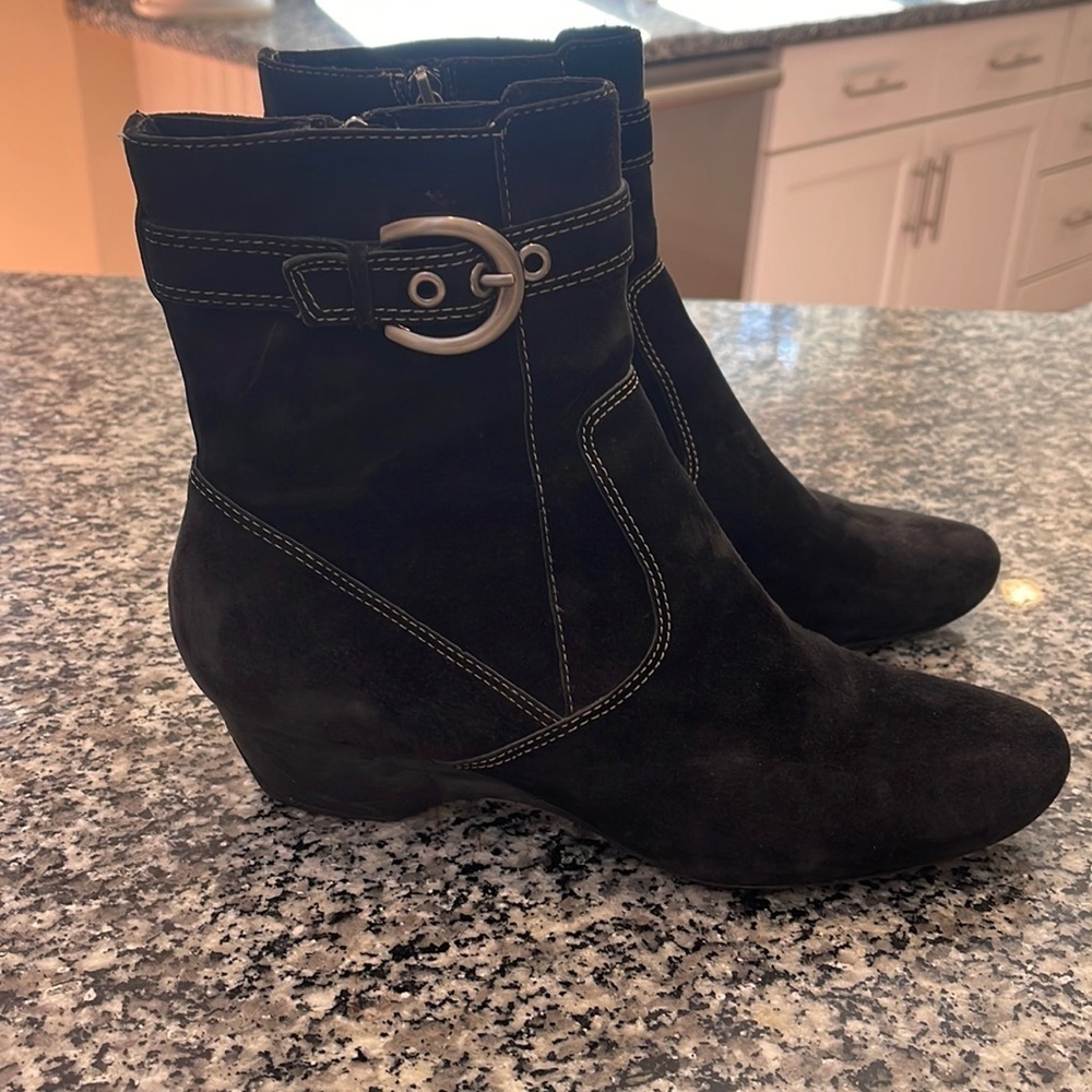 Joan & David Circa CJ Hoffman Black Suede Boots Size 10​​​ - Picture 2 of 7